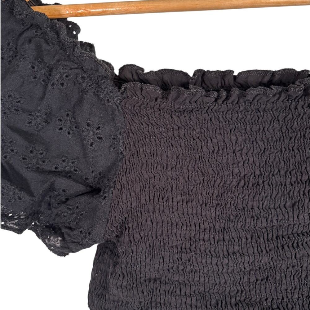 No Boundaries Y2K Smocked Puff Sleeve Crop Top – Black - Picture 5 of 5